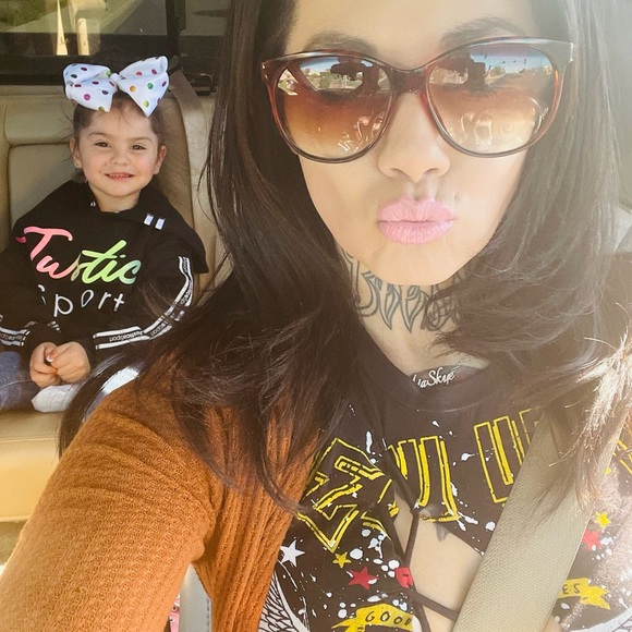 Meet your Posher, Alexis - Picture 12 of 12